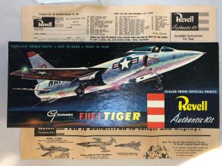 1956 Revell U.  S.  Navy Grumman F11f - 1 Tiger Plastic Model Kit Number H - 249:89