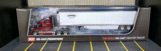 DCP 1/64 Diecast Promotions 33950 Ennis Corp Volvo 670 w/Reefer Internal 7