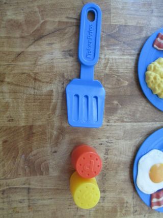 Vintage Fisher Price Fun With Food Breakfast Set Eggs and Bacon for two 4
