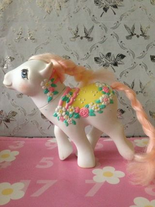 My Little Pony G1 Merry Go Round Carrousel Flower Bouquet