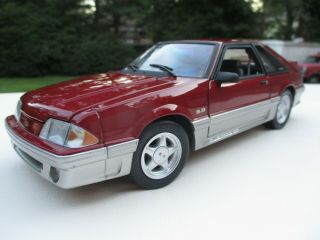 Gmp Diecast G1801817 1/18 1992 Ford Mustang Gt 5.  0 In Burgundy