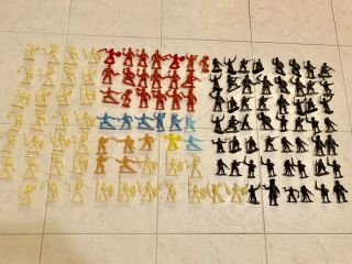 123 Piece - Plastic Toy Soldiers - Medieval Knights - Zombies - Warriors - Pirates