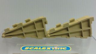 Scalextric Tri - Ang 60s A229 Grand Bridge Support Wedges X 2