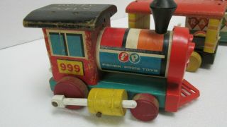 Vintage 1963 Fisher Price Huffy Puffy 4 Car Wooden Pull Toy Train 999 t2897 3