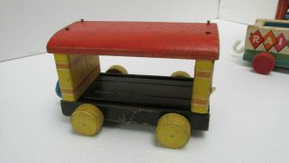 Vintage 1963 Fisher Price Huffy Puffy 4 Car Wooden Pull Toy Train 999 t2897 5