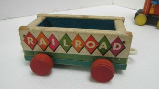 Vintage 1963 Fisher Price Huffy Puffy 4 Car Wooden Pull Toy Train 999 t2897 7