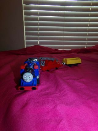 Trackmaster Thomas & Friends Brave Belle Fire Engine With Fire Car And Flatbed.