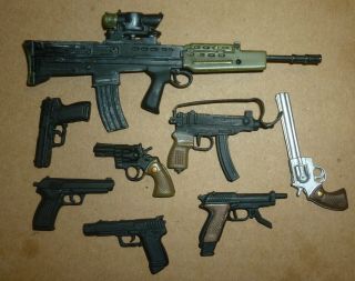 21st Century Ultimate Soldier Modern Foreign Weapon Set 3 1:6 Scale Complete