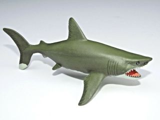 Realistic Detailed Hand Painted Great White Shark Lrg 6 " Plastic Pvc Figure