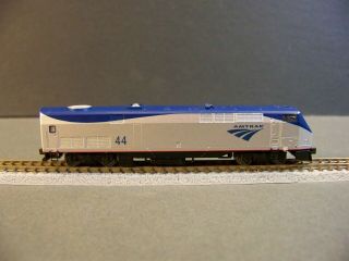 AZL,  GE P42 Genesis Diesel,  Amtrak 44,  Phase V Livery,  Analog,  Z Scale,  63502 - 2 4