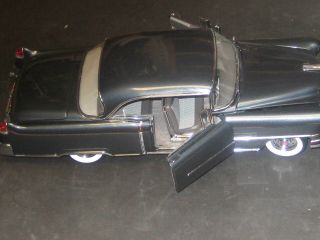 Danbury 1:24 1954 Cadillac Coupe DeVille Limited Edition 4