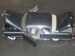 Danbury 1:24 1954 Cadillac Coupe DeVille Limited Edition 6
