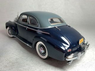 Danbury 1941 Chevy Special Deluxe Coupe,  1:24,  Marine Blue & Squadron Gray 4