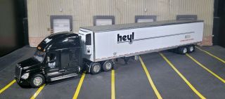 DCP 1/64 Diecast Promotions 33411 Heyl Truck Freightliner Cascadia Internal 2