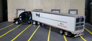 DCP 1/64 Diecast Promotions 33411 Heyl Truck Freightliner Cascadia Internal 4