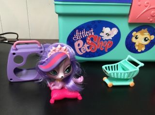 Hasbro 2007 Littlest Pet Shop Storage Case Tote Tackle Box with accessories LPS 2