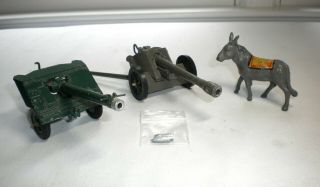 Britains 2173 British Royal B.  A.  T.  Cannon & German Anti Tank Gun/shells/donkey