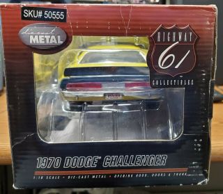 1:18 Highway 61 Collectibles 1970 Dodge Challenger T/A 340 Six Pak 4