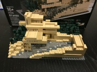 Lego Architecture Fallingwater (21005) - Complete And Instructions