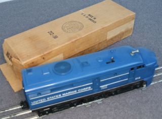 Lionel Late 50 ' s Marine Train Engine 212 and matching Caboose 6017 - 60,  freeship 8