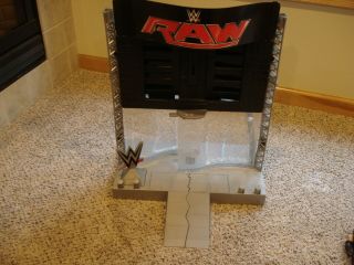 Wwe Raw Smackdown Lighted Ultimate Entrance Stage For Ring / Wrestling Figures