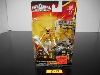 & Mighty Morphin Power Rangers Megaforce Ultra Yellow Ranger 8 - 17
