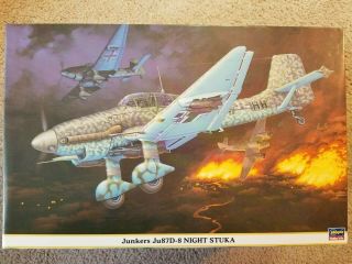 Hasegawa 08171: 1/32 Junkers Ju87d - 8 Night Stuka.  Niob