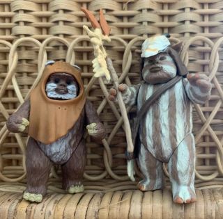 Kenner Star Wars Power Of The Force Ewoks Wicket And Logray Freeze Frame With.