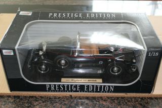 Anson Prestige Edition 1932 Zeppelin Maybach Ds8 Black Color Die - Cast 1/18 Scale