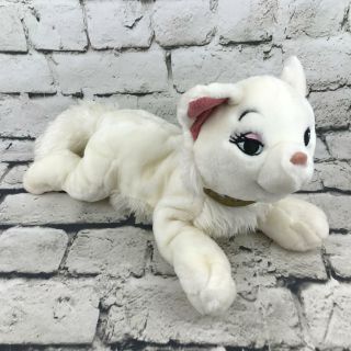 Walt Disney World Aristocats Duchess Plush White Mom Cat Laying Stuffed Animal