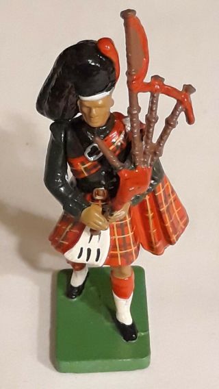 Vintage W Britains Metal Toy Soldier Bagpipe Player 1990