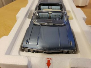 Limited Edition Danbury 1960 Chevy Impala Convertible 1:24 Diecast Car MIB 3