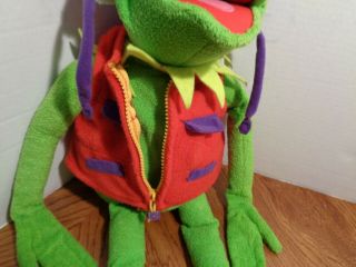 Macy ' s Kermit The Frog Plush Frog - tographer Stuffed Animal 25” Toy 2002 4