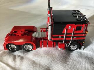 Dcp 1:64 Kenworth K100 Red And Black Flat Top With Red Frame