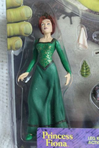 Shrek Princess Fiona Figure w/ Leg Kicking Action by McFarlane Toys 2001 NIB MOC 4
