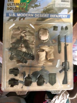 1998 The Ultimate Soldier U.  S.  Modern Desert Infantry Gear 33140