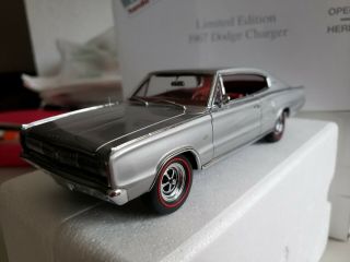 Danbury Limited Silver 1967 Dodge Charger 1/24 1696 of 5,  000 HTF - NO PAPER 4