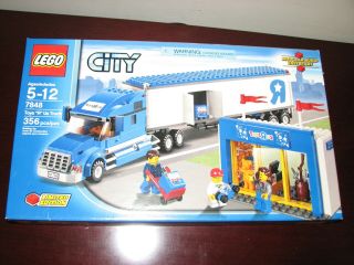 Lego Set 7848 Toys " R " Us Truck City Town Factory