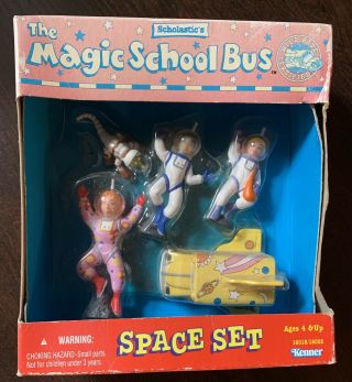 Scholastic’s The Magic School Bus By Kenner Space Set Figures