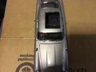 Danbury 1:24 Scale 1964 Aston Martin DB5 Saloon - James Bond,  007 Version 4