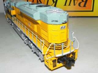 MTH 30 - 2877 - 1 Denver & Rio Grande SD79ACe Powered Diesel Locomotive LNIB 4