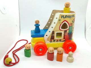 Vintage Playskool Wooden Pull Toy Old Woman Who Lived In A Shoe 6 People Shapes