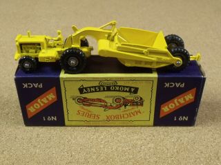 OLD VINTAGE LESNEY MATCHBOX M - 1 CATERPILLAR EARTH MOVER BOX 2