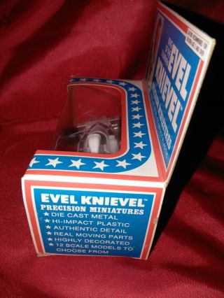 Evel Knievel IDEAL Precision Miniatures Diecast Formula 5000 car w/free pin 4
