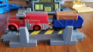 Thomas the Train: TrackMaster Cranky and Flynn Save the Day Playset 3