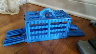 Thomas the Train: TrackMaster Cranky and Flynn Save the Day Playset 4