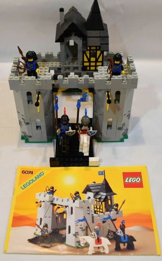 Lego Vintage Knights Castle 6074 Black Falcon 