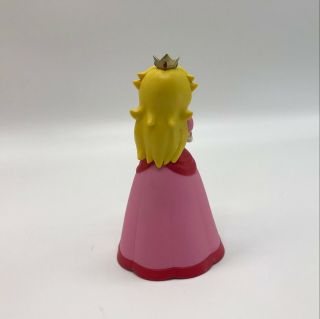 Mario Bros.  Princess Peach Doll PVC Plastic Figure Toy 5.  5 