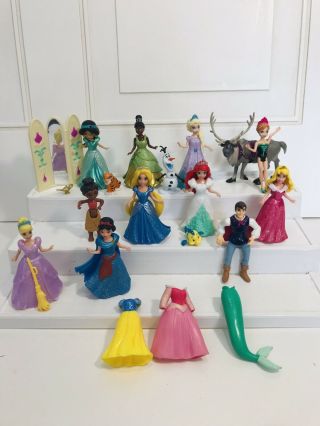 Disney Princess Magic Clip Dolls With Accessories