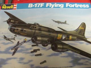 B - 17f / Flying Fortress / Revell / 1/48 / 4701